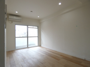 【居間・リビング】