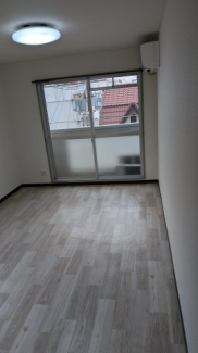 CF、クロス全面張替え
新品　照明器具
