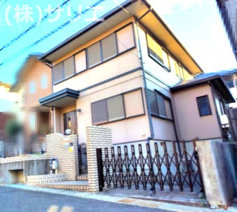 落ち着いた雰囲気の外観です。。。