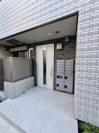 【エントランス】