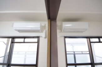 内装は落ち着いています