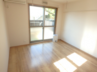 溢れる陽光で笑顔も輝く住まい