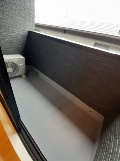 【バルコニー】