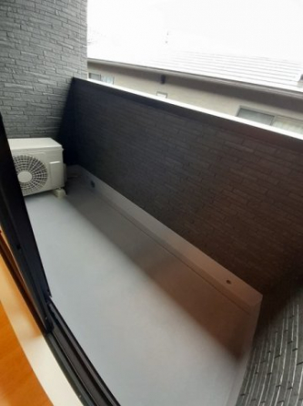 【バルコニー】