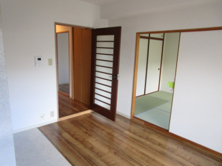 【居間・リビング】