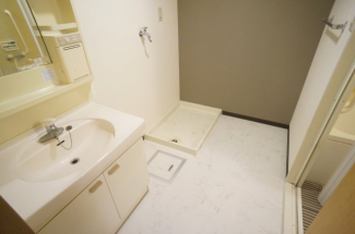 参考、同建物・同間取りの号室