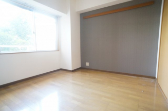 参考、同建物・同間取りの号室