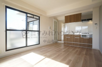 【居間・リビング】