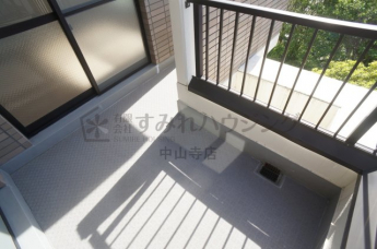 【バルコニー】