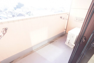 【バルコニー】