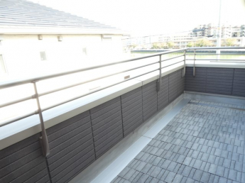 【バルコニー】