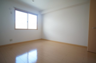 参考、同建物・反転間取りの号室