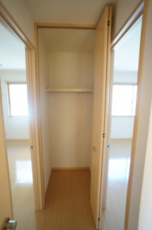 参考、同建物・反転間取りの号室