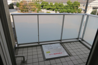 【バルコニー】