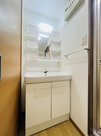 【洗面所】