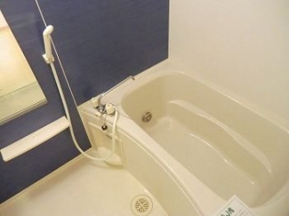 ゆったり過ごせるお風呂です