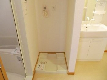 明るい色調の室内です