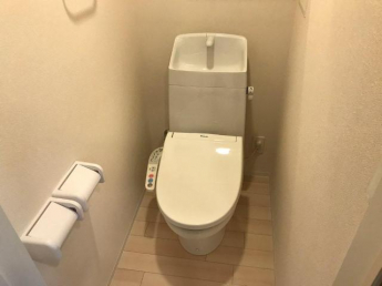 シャワー付トイレ