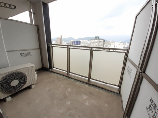 バルコニーがあります