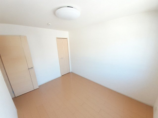 明るい室内です