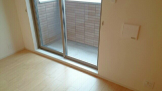 【バルコニー】