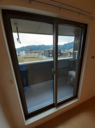 【バルコニー】