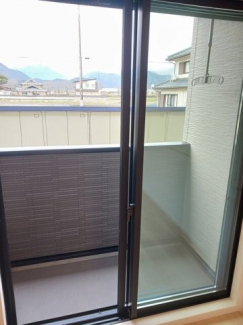 【バルコニー】