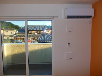 【バルコニー】