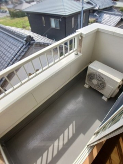 【バルコニー】