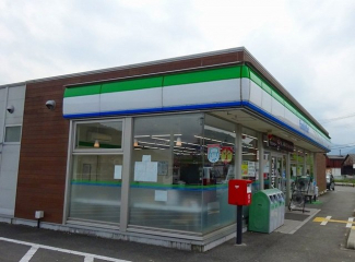 ファミリーマート氷上町常楽店様まで650m