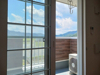 【バルコニー】