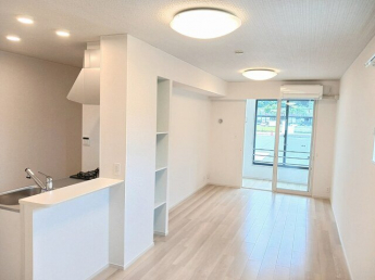 【居間・リビング】