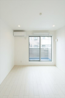 同社施工例です。使いやすいリビングです