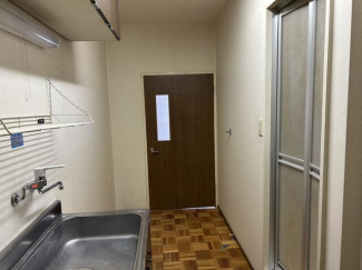 上浮穴郡久万高原町久万のマンションの画像