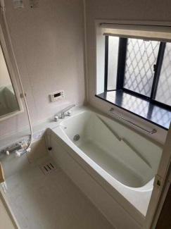 松山市北井門１丁目の中古一戸建ての画像