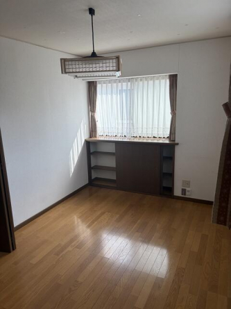 松山市北井門１丁目の中古一戸建ての画像