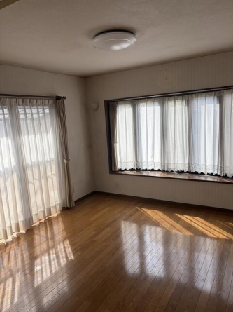 松山市北井門１丁目の中古一戸建ての画像