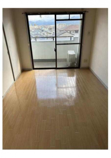 松山市森松町のマンションの画像