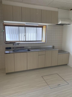 出窓のあるキッチン