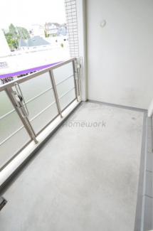 【バルコニー】