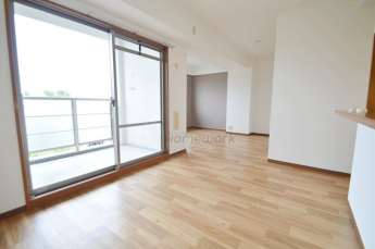 【居間・リビング】