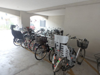 駐輪所です