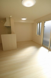 参考、同建物・別の号室