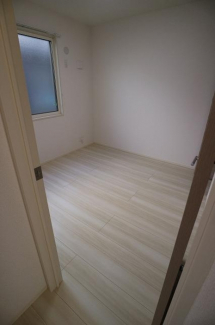 参考、同建物・別の号室