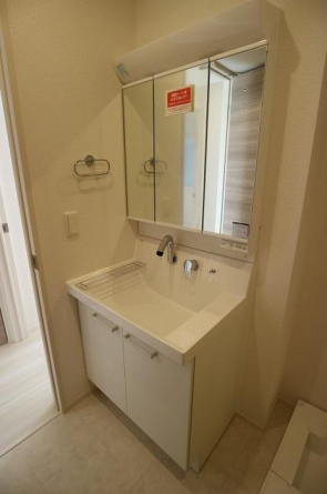 参考、同建物・別の号室