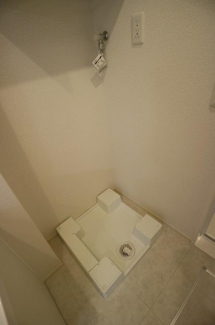 参考、同建物・別の号室