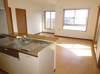 【居間・リビング】