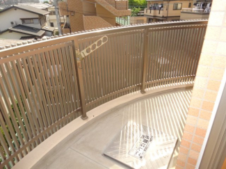 【バルコニー】