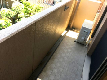 【バルコニー】