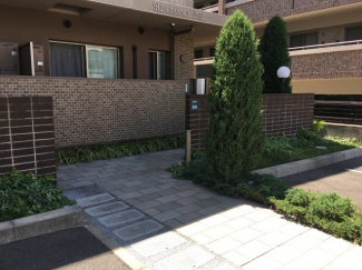 【エントランス】